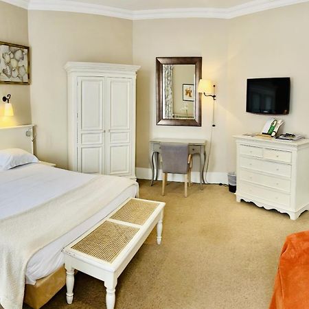 Hotel & Restaurant Le Central Trouville Rom bilde